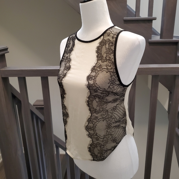 UO lace blouse - Picture 8 of 15